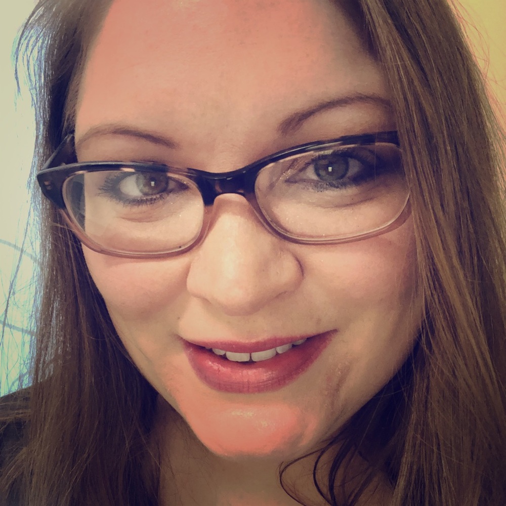 Meet your Posher, April